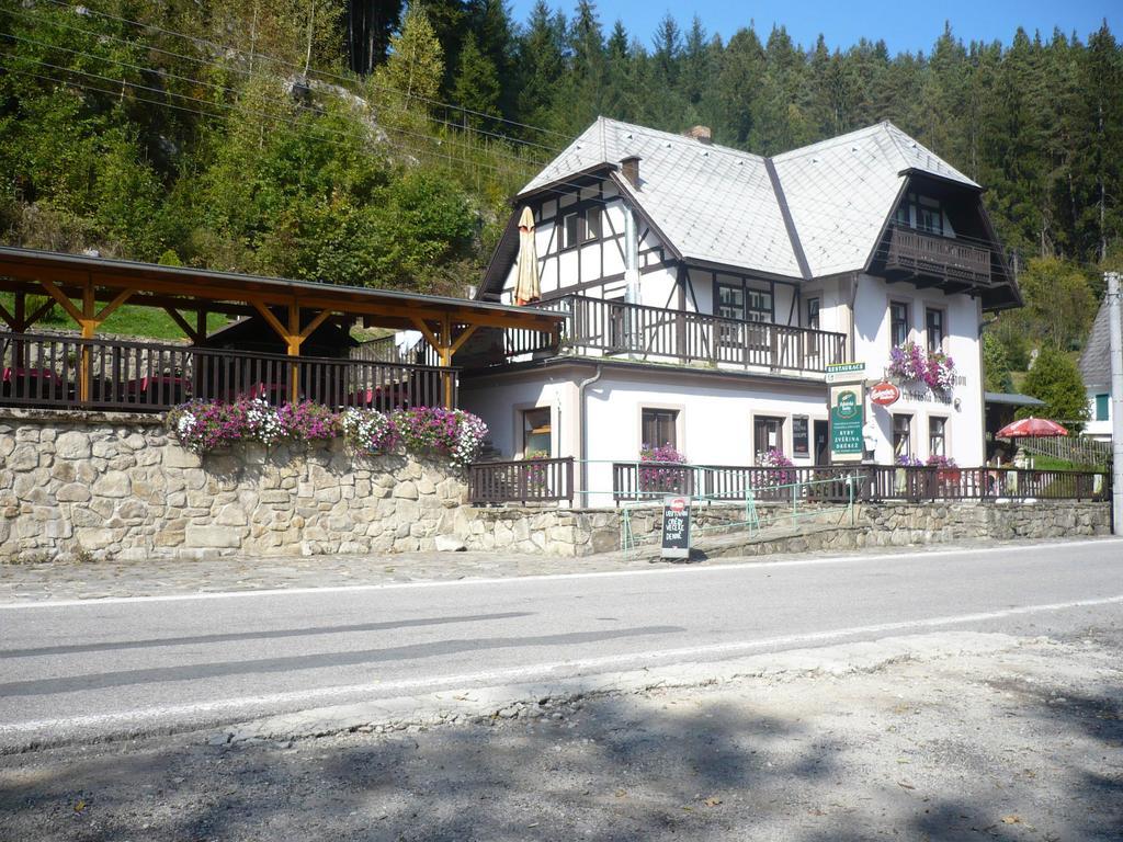 Pension Rybarska Basta Rozmberk Nad Vltavou Bagian luar foto